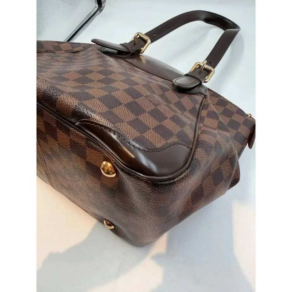 Louis Vuitton Women Pre-Loved Bag Very Good Condition